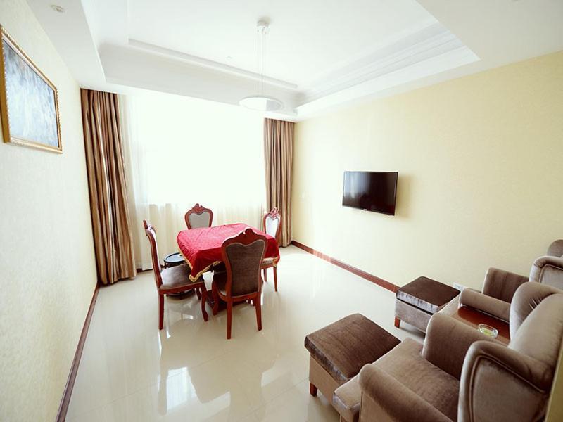 Khách sạn Vienna Jiading New