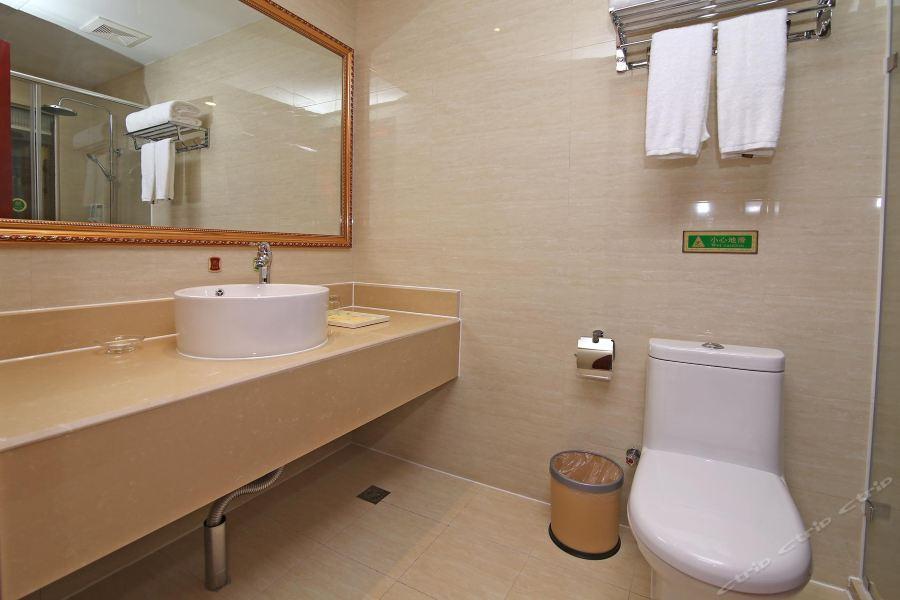 Vienna Jiading New 3*